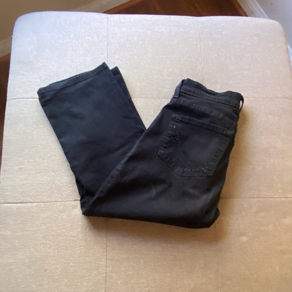 NYDJ black Bling back pocket Capri jeans